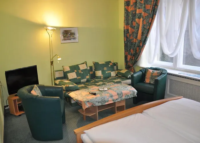 Hotel Pension Savoy near Kurfürstendamm Berlin